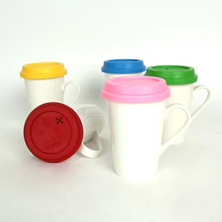 모던롱 화이트 칼라 뚜껑머그 370ml
